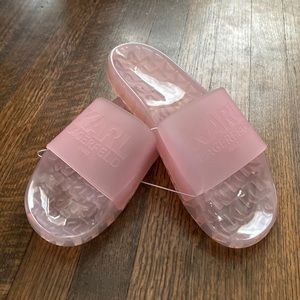 NWOT Karl Lagerfeld Twila Slide 9M